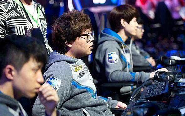 反光齐备 反光齐备